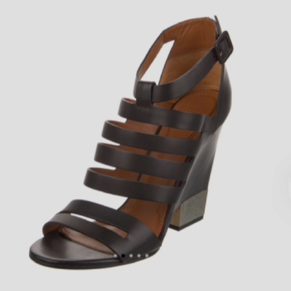Givenchy Leather Gladiator Sandals (Size 40)